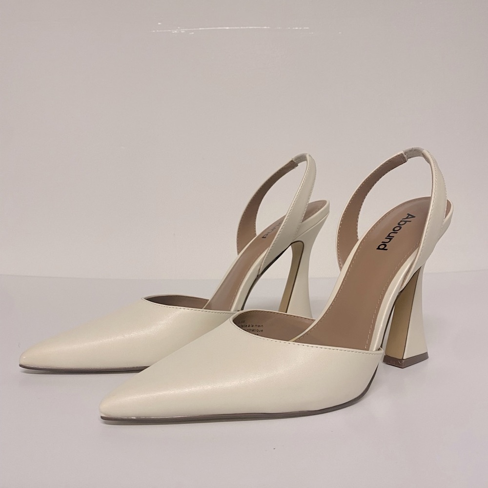 Abound Abannalise PU Ivory Heels 8.5 Perfect For A Wedding Or Party